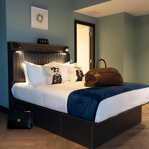 Kamer met een King Size Bed met de Toegang voor Gehandicapten